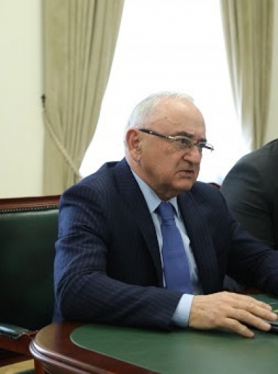 Бывший вице-президент предлагает республике войти в Союзное государство России и Белоруссии